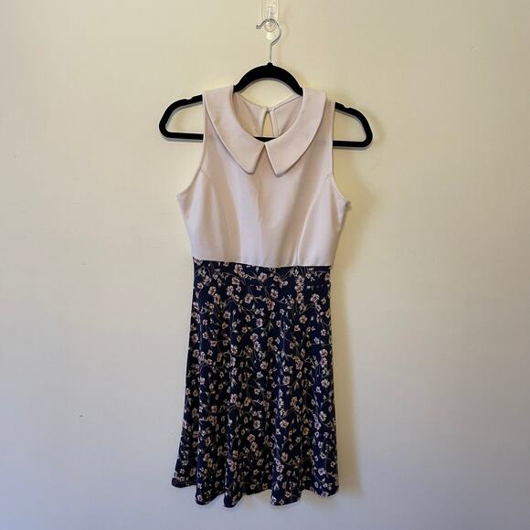 Gilli S Wednesday Adam’s fit & flare dress floral ModCloth white green preppy - Picture 1 of 9